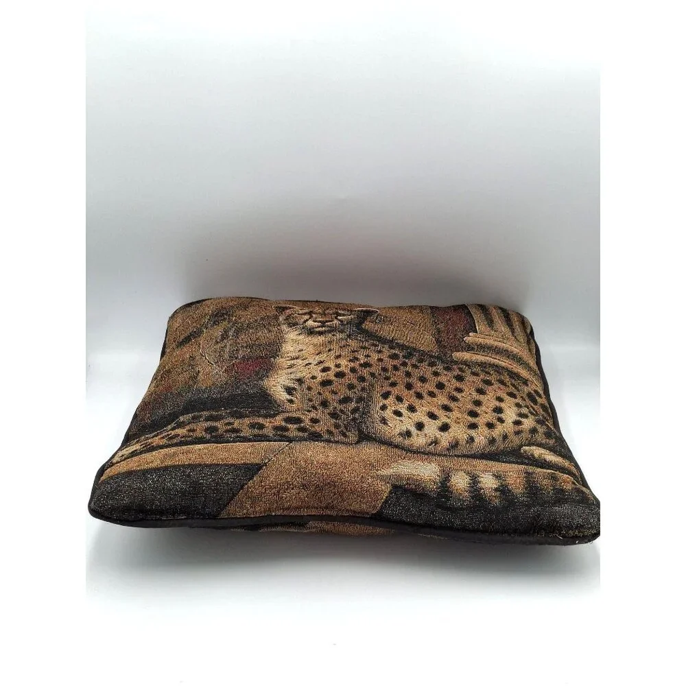 Vtg Mohawk Home Cheetah Tapestry Decorative Throw Pillow